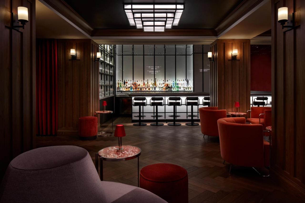 Hotel Riggs Washington Dc Esterno foto The Bar at The Hari