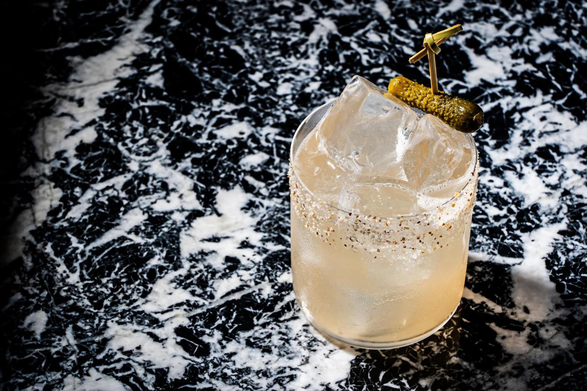 Hotel Riggs Washington Dc Esterno foto A pear cocktail