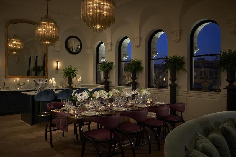 Hotel Riggs Washington Dc Esterno foto The interior of the restaurant